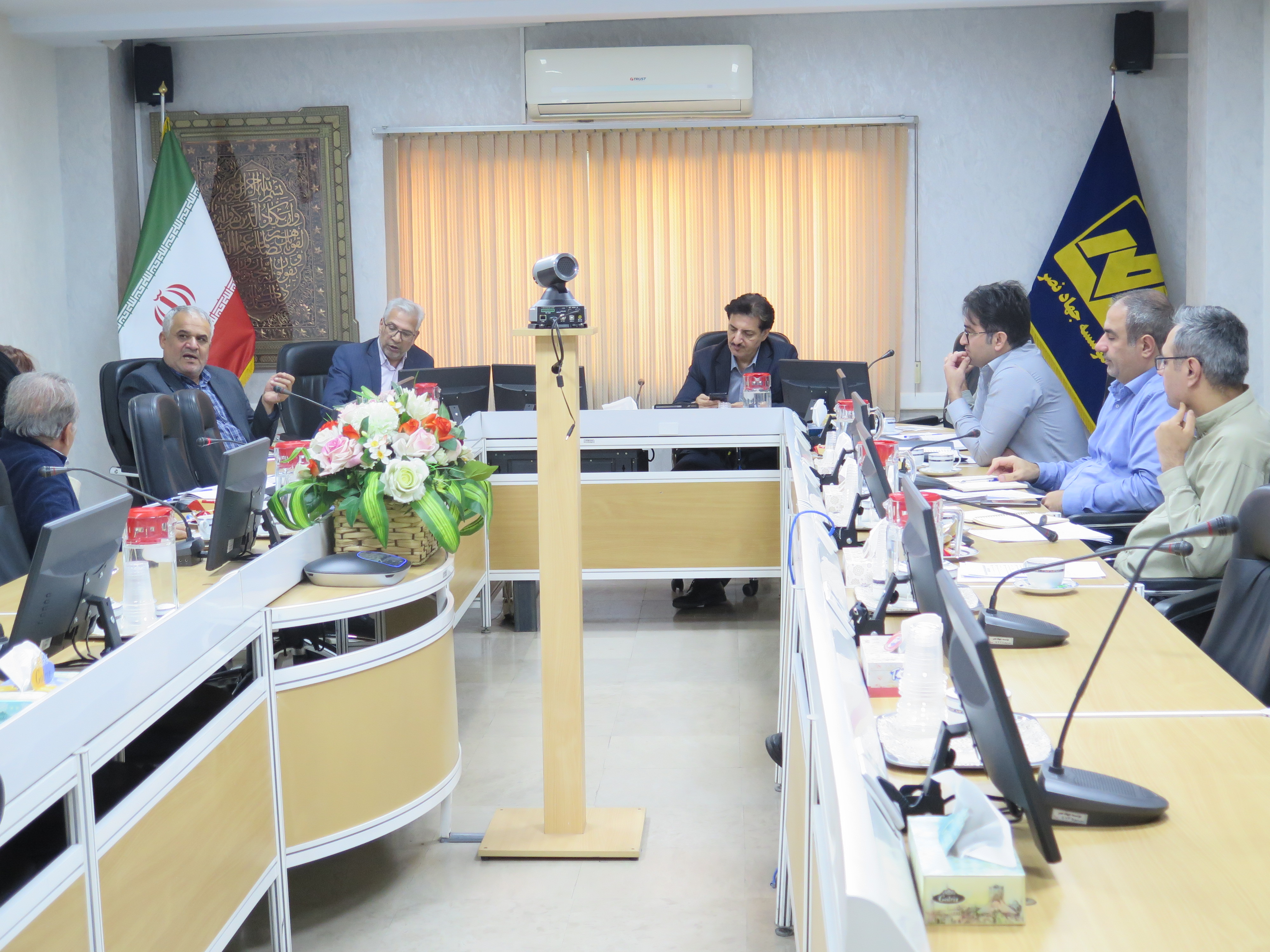 جلسه با شرکتهای مهندسین مشاور پژوهاب؛ رادیان صنعت جنوب و کاواب برگزار گردید.